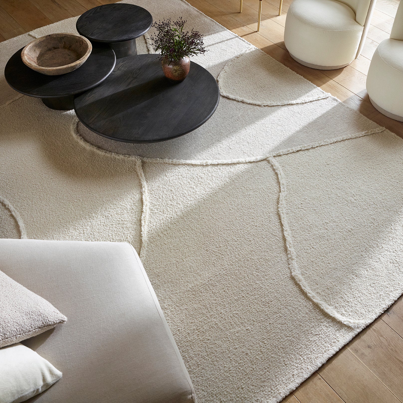 Flow 'Whitestone'- 10'W x 14'L