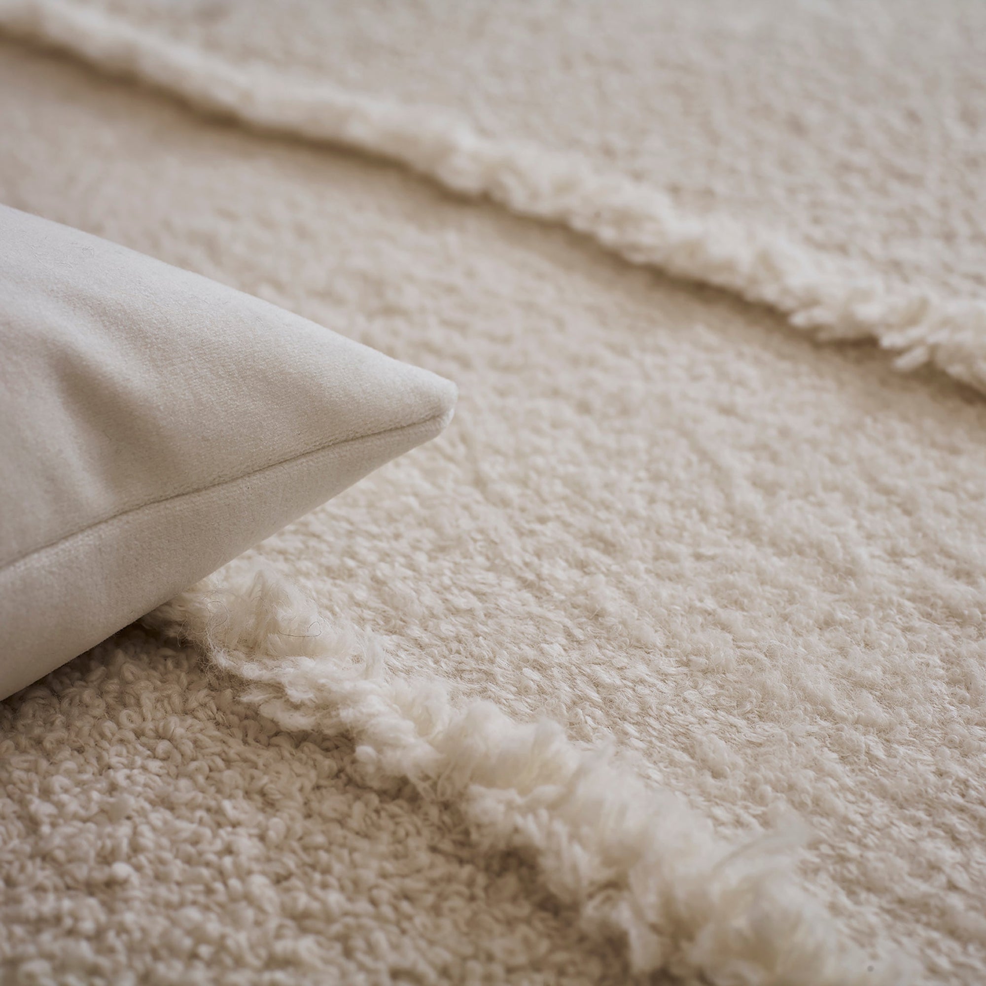 Rh alpaca throw deals