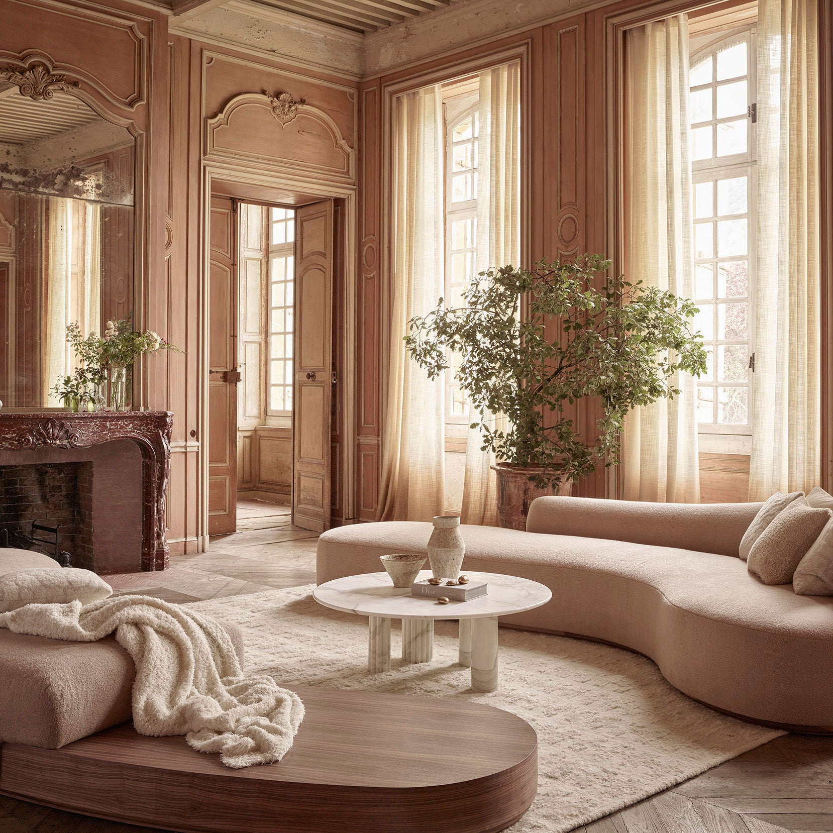 Condor Fifi 'White'- 9' W x 12'L - On Reserve