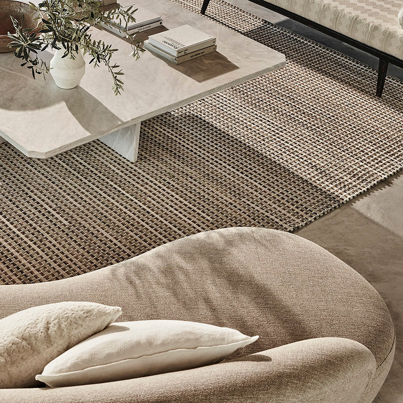 Nuvem 'Callisto' - 7'W x 7'2"L