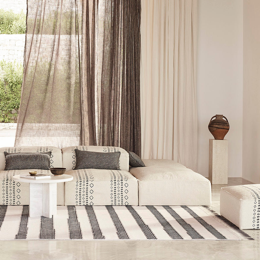 Coco Stripe 'Black & White' - 9'W x 12'L