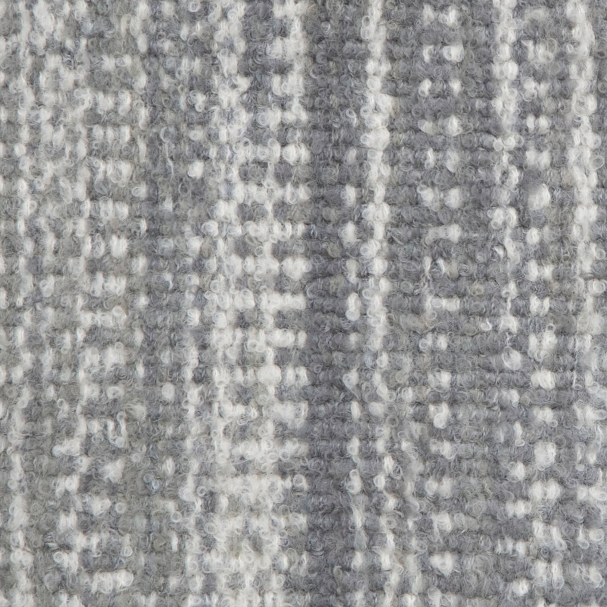 Silver Fox (2-6218)